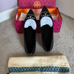 Like New Tory Burch Gigi 20 mm Embellished Pointy Toe Flat in Perfect Black 8.5
